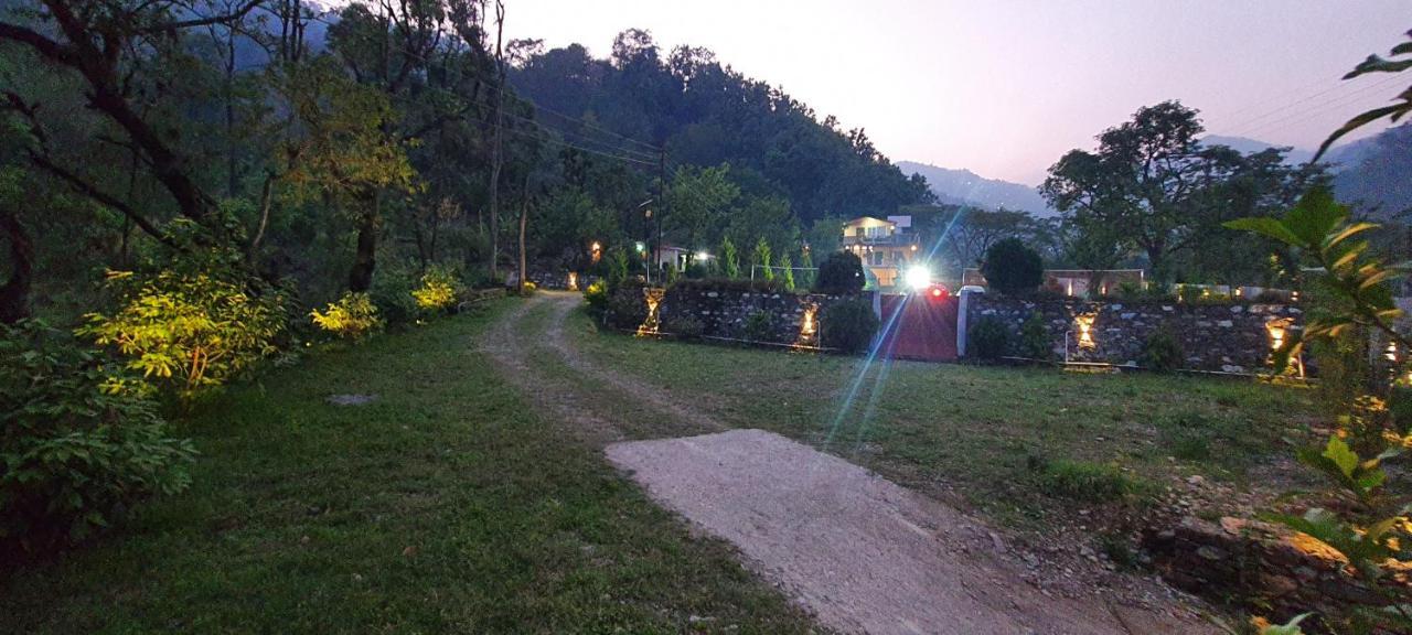 Karthik Resorts, Jeolikote Nainital Buitenkant foto