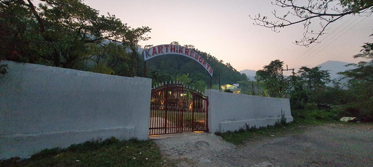 Karthik Resorts, Jeolikote Nainital Buitenkant foto